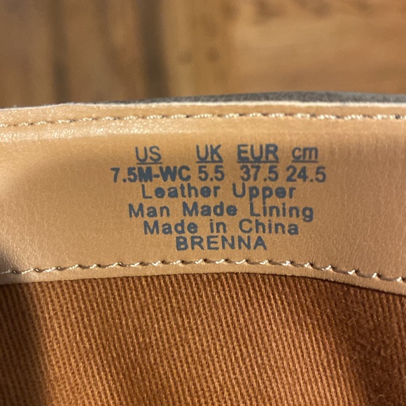 Like New Franco Sarto size 7.5 taupe/grey knee high wide calf boots. - Picture 8 of 11